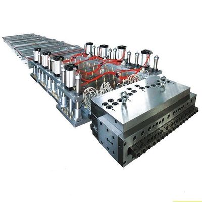 Exportador de moldes de extrusão de painéis ocos de CPVC WPC de 700 mm polidos e electroplatados