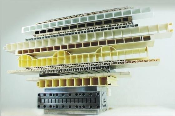 Formas de extrusão de moldes de portas ocas de PVC de plástico WPC para fabricação de produtos domésticos