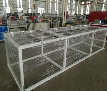 Equipamento de extrusão para linha de produção de painéis de portas WPC