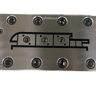 Moldura de perfil auxiliar de PVC e ferramenta de cobertura de porta de plástico de madeira WPC com projeto AutoCAD