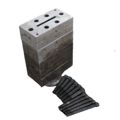 Fabricação de moldes de co-extrusão de PE para placas de parede grande de PE