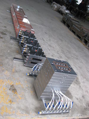 Linha de máquinas de extrusão para pavimentos de madeira e plástico com capacidade de 150-200 kg/h