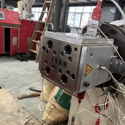 3CR17 Molde de plástico para produtos domésticos extrusão de perfis de placas de base de saias de PVC