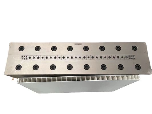 Vendedor Molde de produtos domésticos de UPVC para painéis de soleira de janela Extrusão Molde a óleo