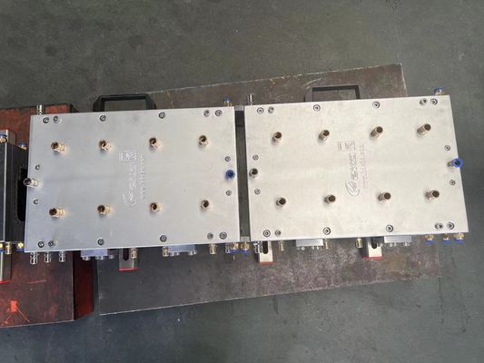 1 Linha de produção de extrusão de moldes de porta WPC de prata cavidade para moldes de porta