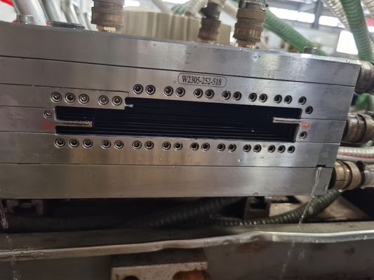3CR17 Matriz de extrusão de material de molde para máquina de extrusão de molde WPC e plástico