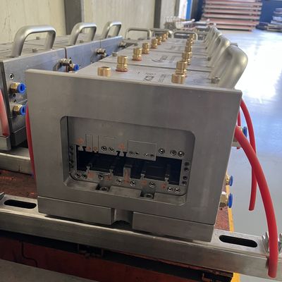 Extrusão de moldes de perfis de UPVC para produtos domésticos