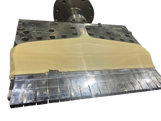 Linha de produção de extrusão de perfis de plástico de PVC