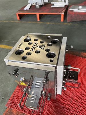 Profil de PVC profissional cabeça de moldagem de extrusão de janelas para molde de produtos domésticos