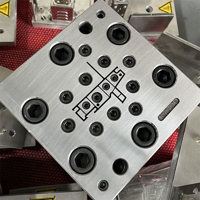 Modelo de ferramenta de extrusão de moldes de perfil de janela UPVC da série 60 para tamanho personalizado