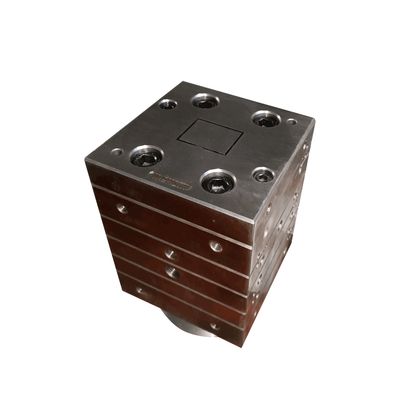 Perfil externo Produto para janelas 3CR17 Moldes e calibração de troncos de PVC com tanque de água