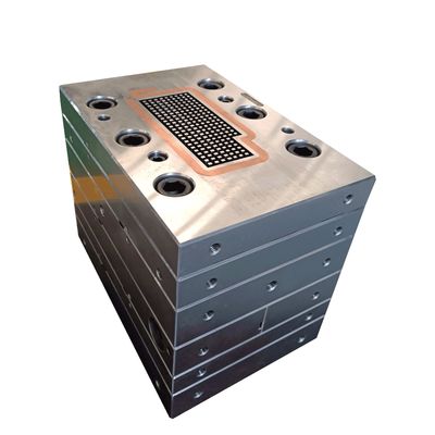 Formas de extrusão para quadros de portas de UPVC WPC e moldes sólidos na produção do mercado indiano