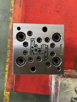 3CR17 Material de molde PVC Profil de janela Molde para janela prateada Sash Mullion e quadro