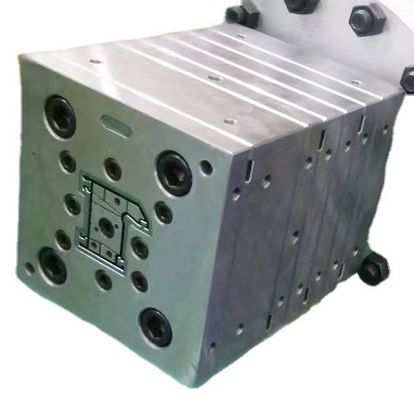 Molde de extrusão de perfis de PVC personalizado com tratamento de superfície de polir por electroplating