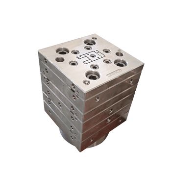 1 Extrusão de peças de perfis de PVC de cavidade do molde para projeto de moldes de janelas e portas no AutoCAD